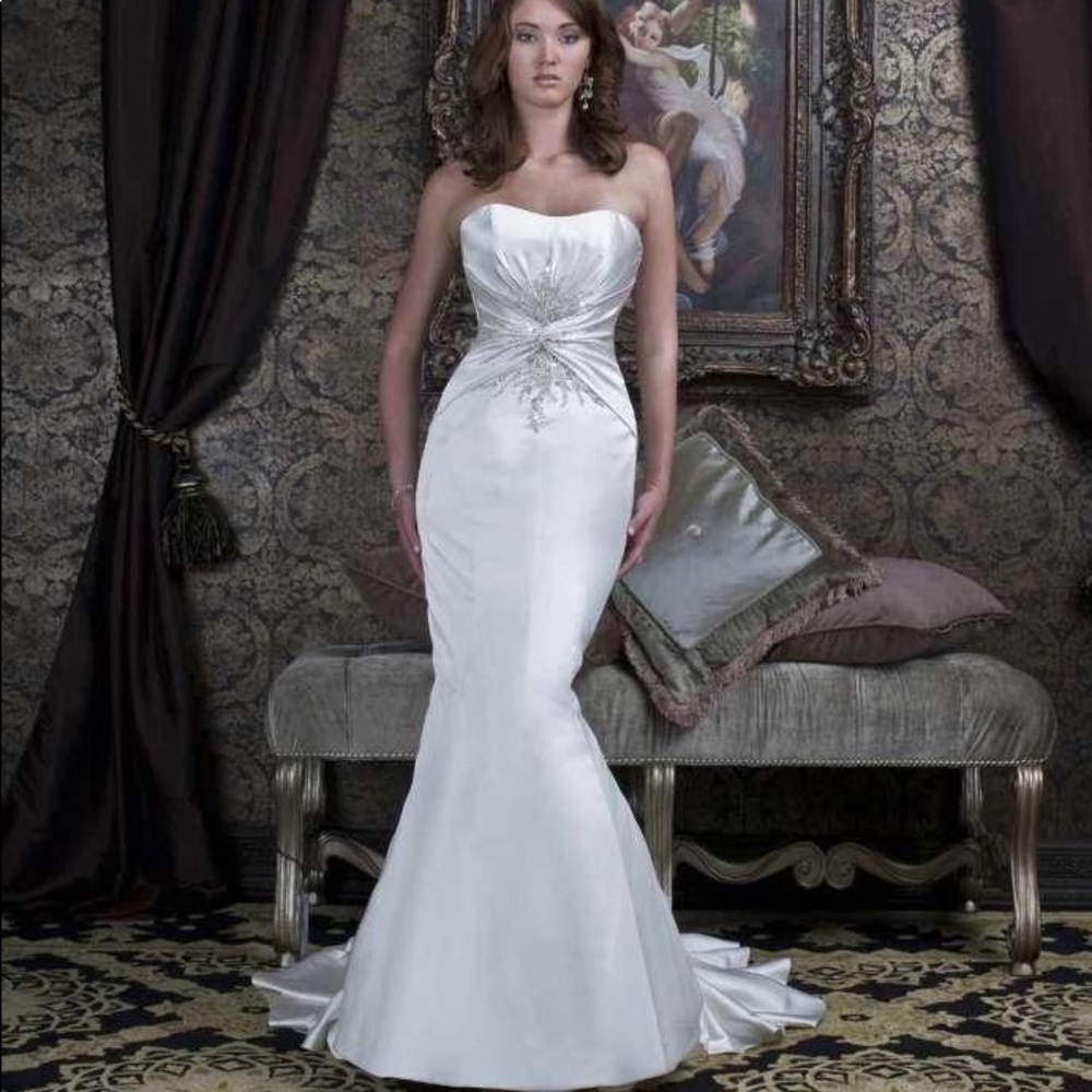 Impressions Bridal Dress
